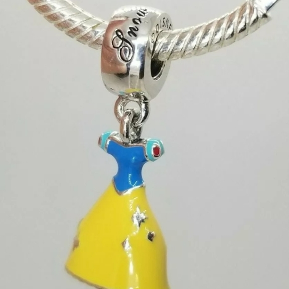 Pandora Snow White dress and Murano set. - Picture 8 of 8